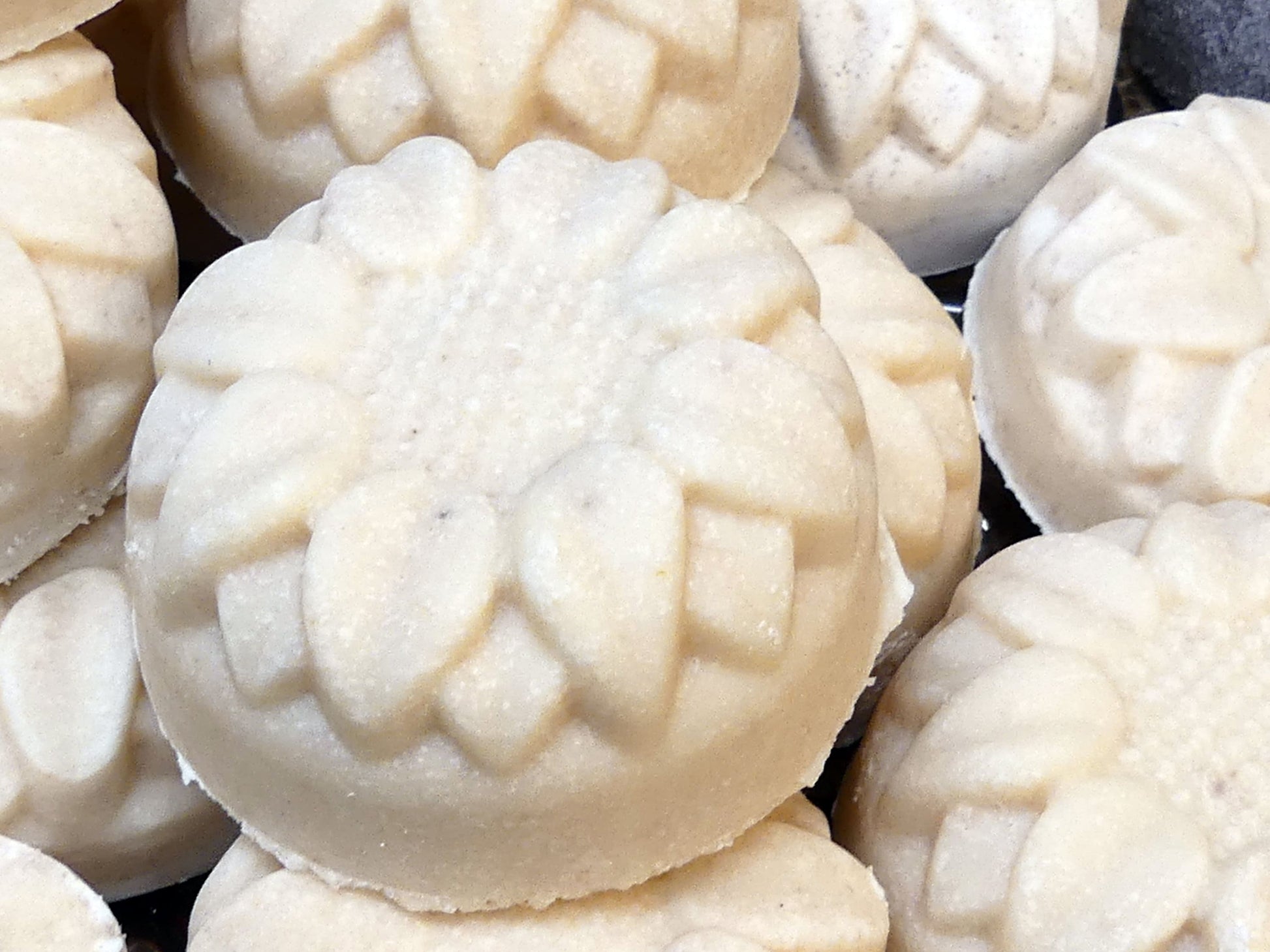 Be Joyful Salt & Caffeine Facial Bar